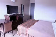 Queen-Bed-Non-Smoking1